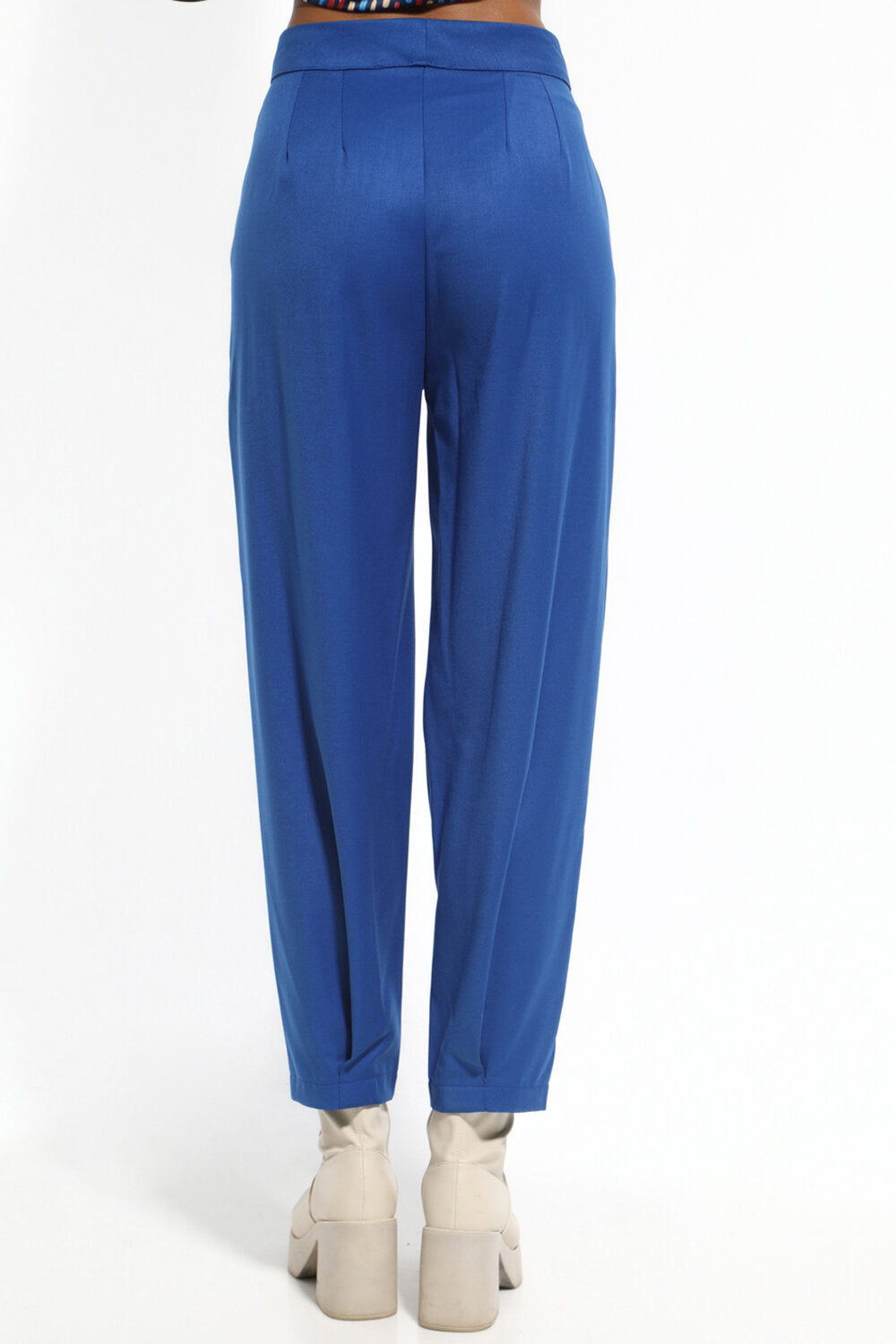 Γυναικείο παντελόνι σε mom fit γραμμή