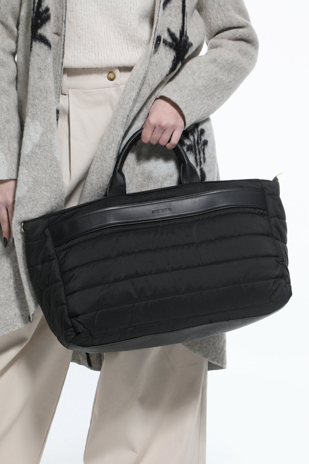 Μεγάλη τσάντα shopper, puffy,μαύρη