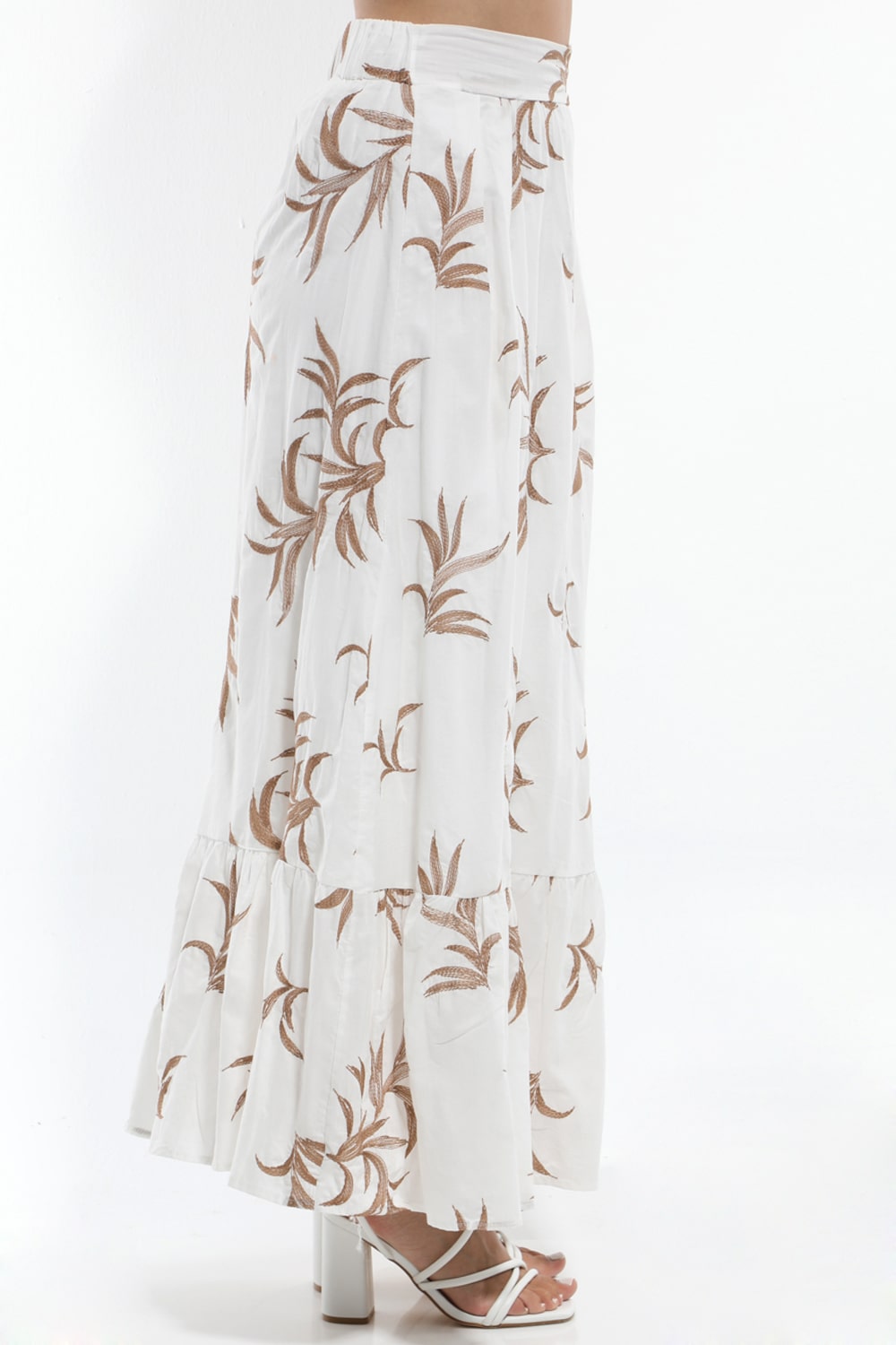 ΛΕΥΚΗ ΦΟΥΣΤΑ BOHO ΜΕ ΚΕΝΤΗΜΑΤΑ
