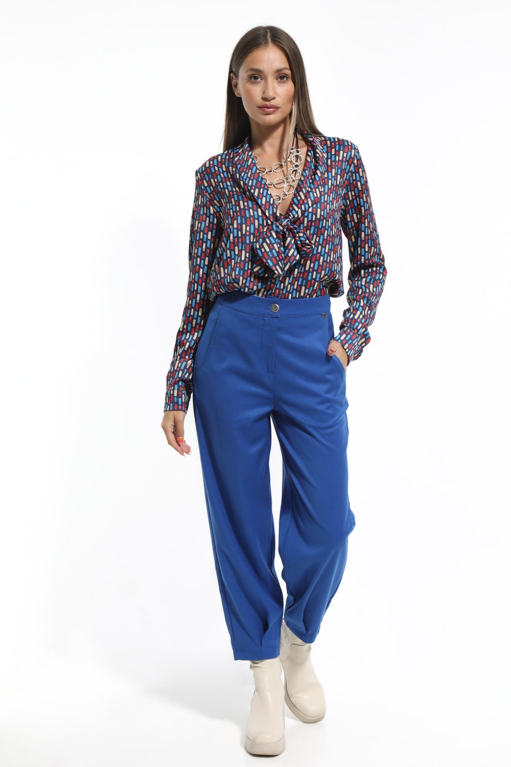 Γυναικείο παντελόνι σε mom fit γραμμή
